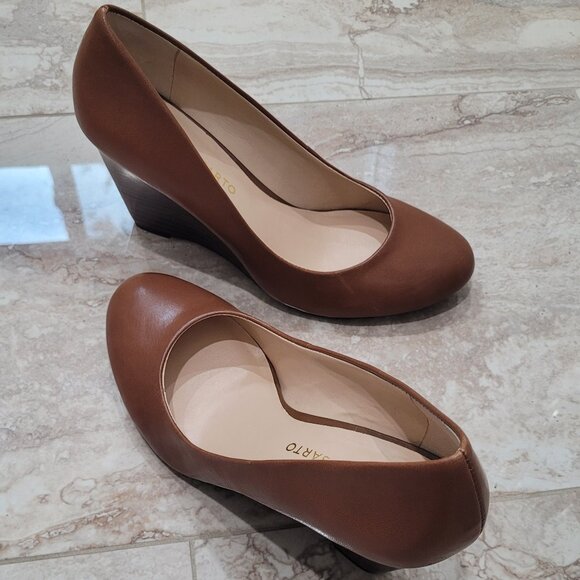Like New Franco Sarto Wedge Heels. Tan Nude/Caramel. 7. Immaculate. Original box - Picture 10 of 15